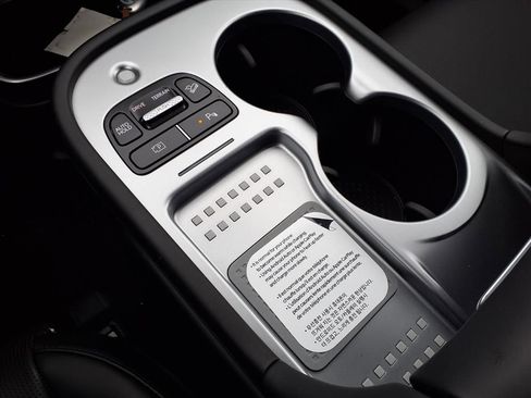 New 2026 Hyundai Ioniq 9 Limited image 21