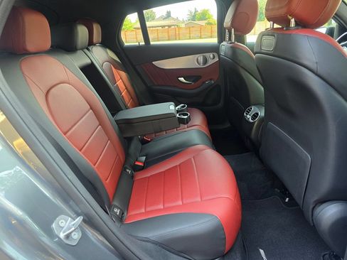 Used 2019 Mercedes-Benz GLC 300 4MATIC Coupe image 18