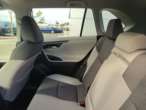 Used 2023 Toyota RAV4 XLE image 9