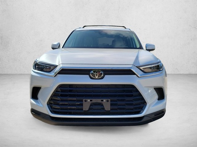 Used 2026 Toyota Grand Highlander AWD image 2