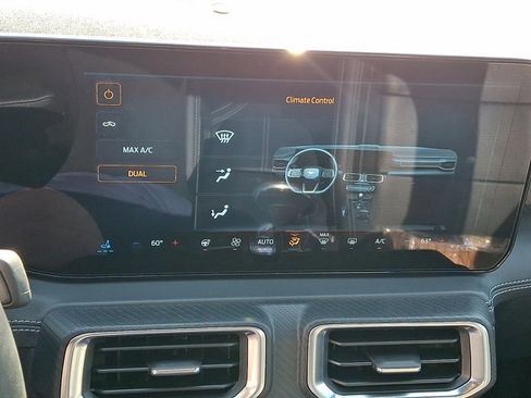 Used 2024 Ford Mustang GT Premium image 15