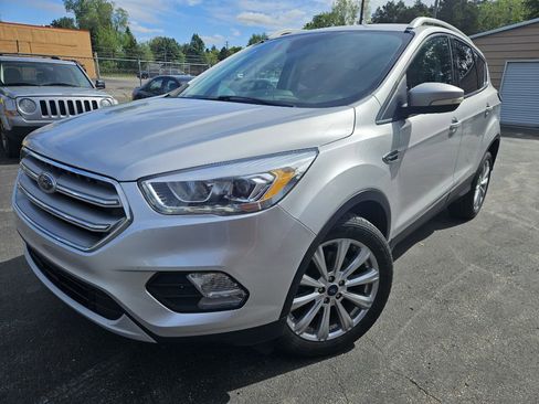 Used 2017 Ford Escape Titanium AWD/4WD image 1