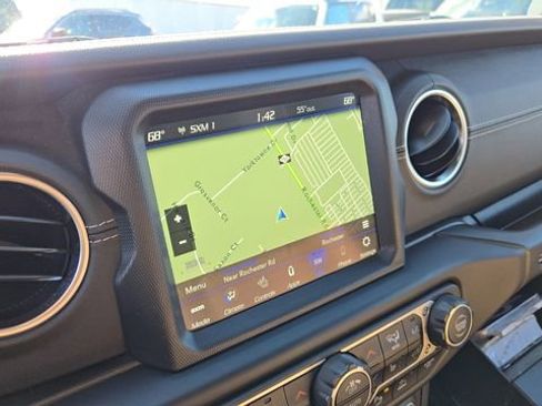 Certified 2022 Jeep Wrangler Unlimited Rubicon 4xe w/ Cold Weather Group image 7