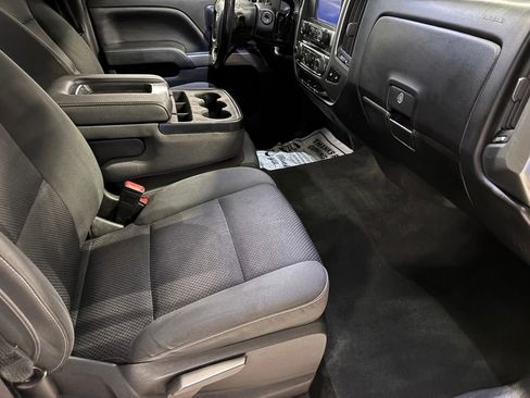 Used 2018 Chevrolet Silverado 1500 LT w/ All Star Edition image 17