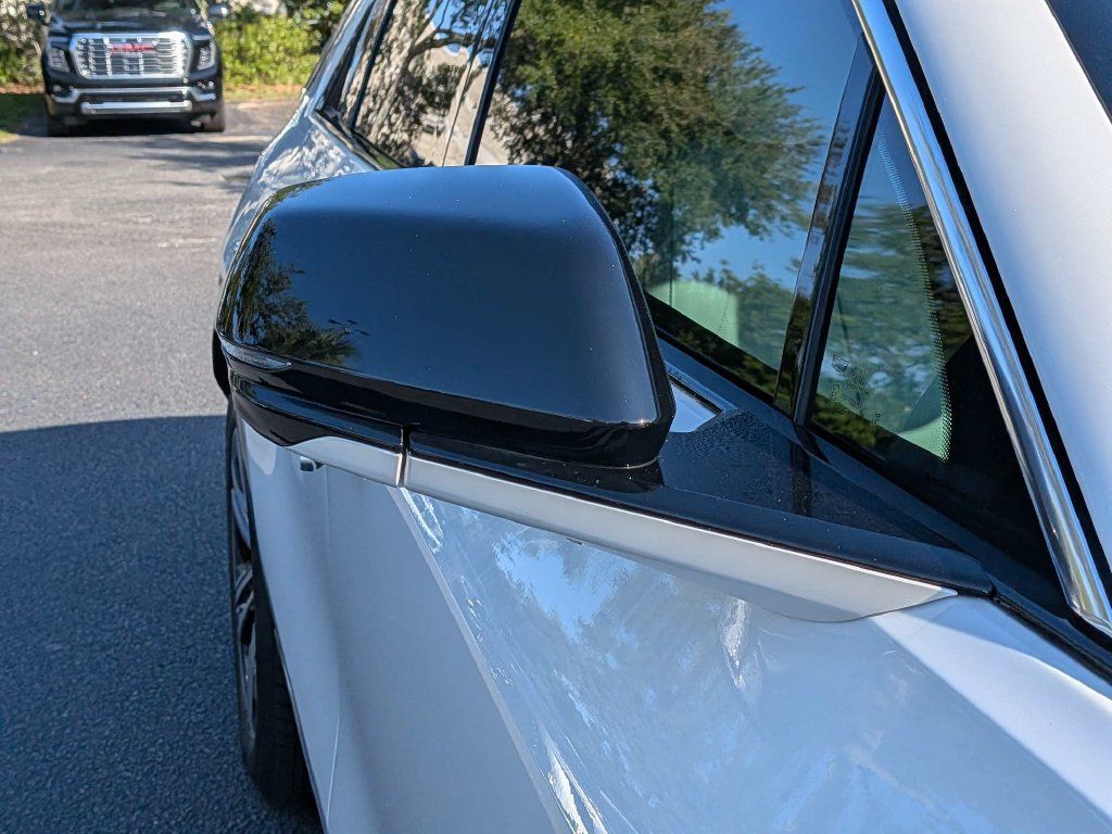 Certified 2024 Cadillac Lyriq Luxury RWD image 12