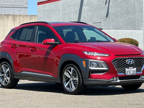 Used 2020 Hyundai Kona Limited FWD image 5