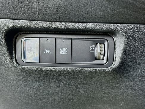 Used 2024 Honda Prologue EX image 17