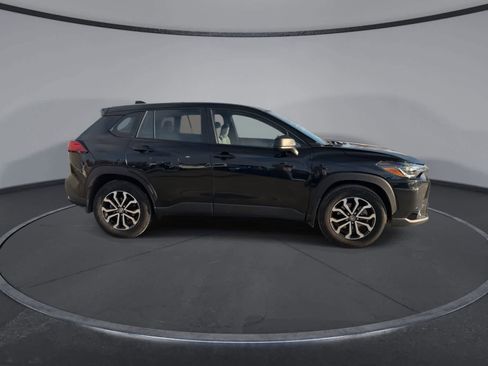 Used 2024 Toyota Corolla Cross S image 9