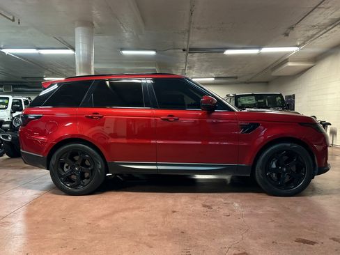 Used 2022 Land Rover Range Rover Sport SE image 6