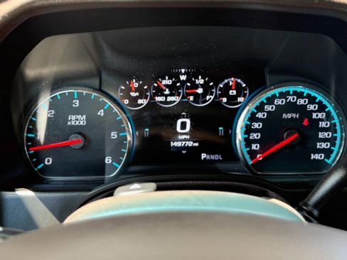 Used 2018 GMC Yukon Denali image 10