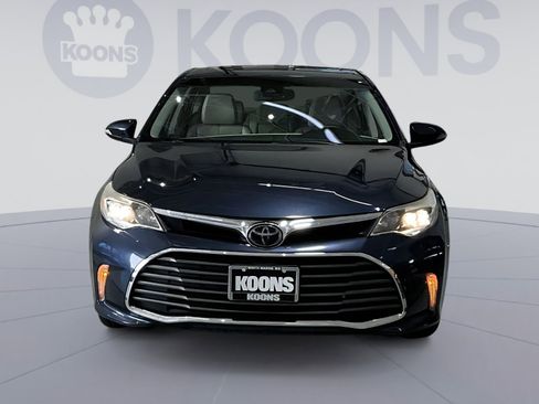 Used 2018 Toyota Avalon XLE image 19
