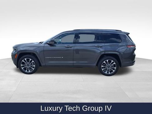 Used 2022 Jeep Grand Cherokee L Overland w/ Luxury Tech Group IV RWD image 5
