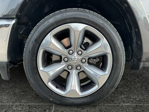 Used 2021 RAM 1500 Limited AWD/4WD image 14