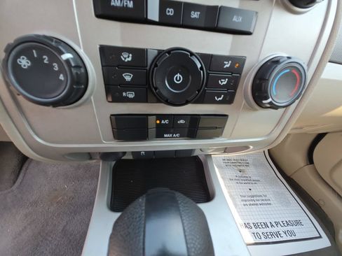 Used 2008 Ford Escape XLT FWD image 17