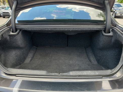 Used 2019 Dodge Charger Scat Pack w/ Stars & Stripes Edition RWD image 11