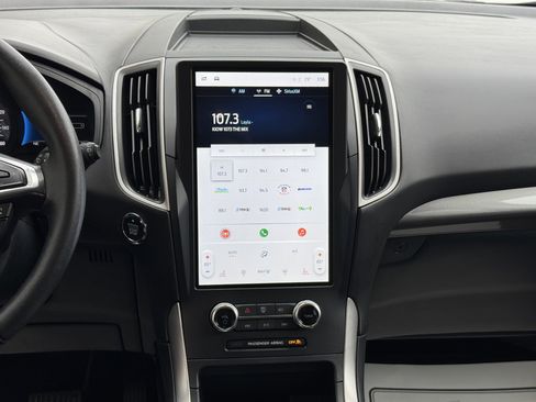 Used 2024 Ford Edge SEL image 14