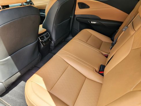 Used 2024 Lexus RX 350 Premium Plus w/ Convenience Package FWD image 28