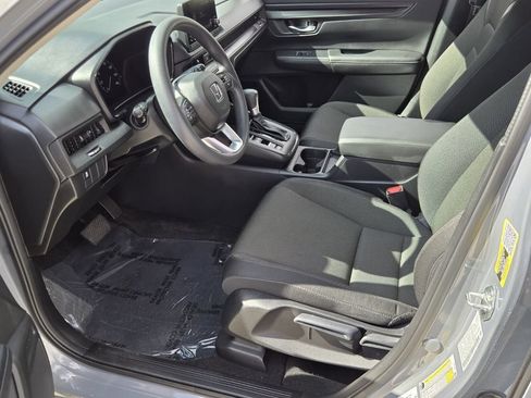 Used 2025 Honda CR-V LX image 11