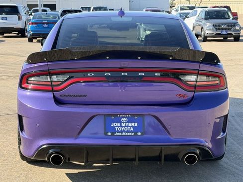 Used 2016 Dodge Charger R/T Scat Pack w/ Beats Audio Group RWD image 8