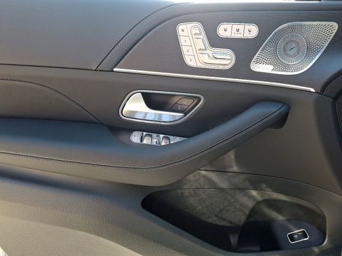 New 2026 Mercedes-Benz GLE 53 AMG 4MATIC image 8