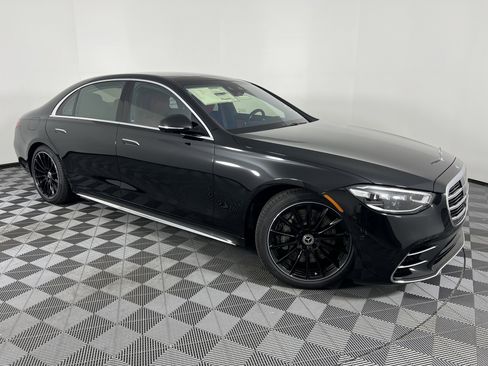 New 2026 Mercedes-Benz S 580 4MATIC Sedan image 2
