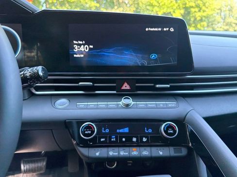 Certified 2023 Hyundai Elantra SEL w/ Convenience Package FWD image 22