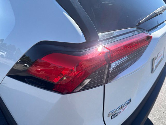 Used 2021 Toyota RAV4 XLE Premium AWD/4WD image 10