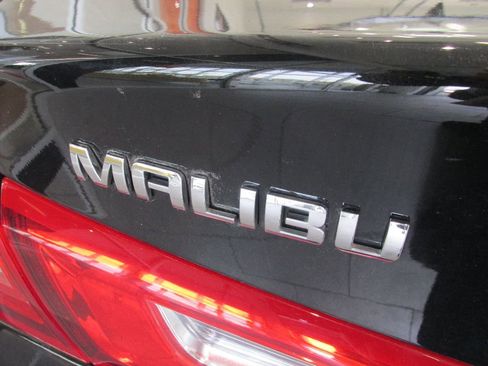Used 2024 Chevrolet Malibu LT image 9