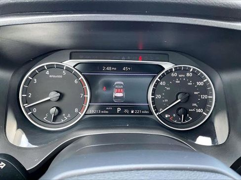 Certified 2025 Nissan Rogue SV w/ SV Premium Package AWD/4WD image 25