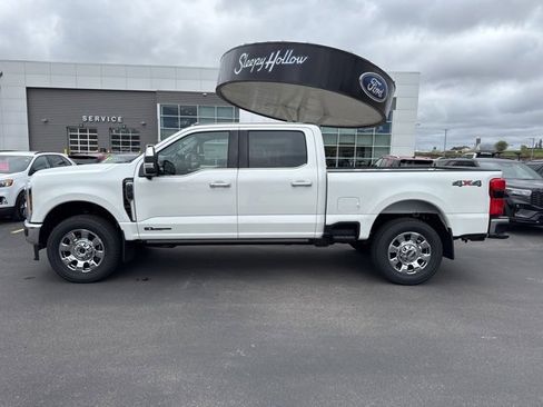 New 2026 Ford F350 Lariat image 2