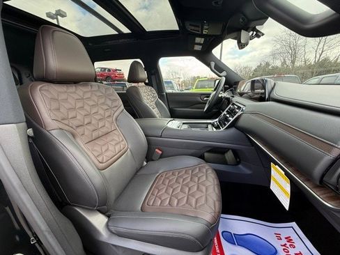 New 2026 Nissan Armada Platinum image 20