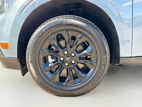 Used 2024 Ford Maverick Lariat w/ Black Appearance Package image 41