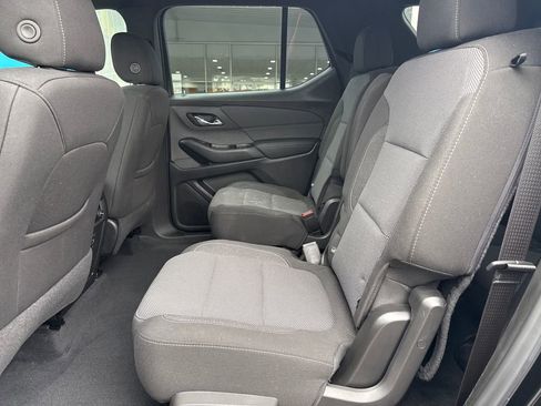Used 2023 Chevrolet Traverse LT image 26
