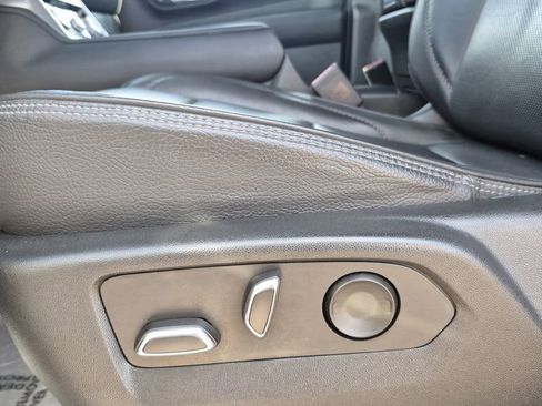 Used 2022 GMC Yukon Denali image 11