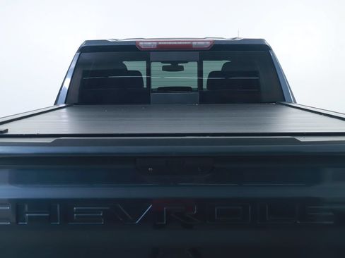 Used 2021 Chevrolet Silverado 1500 LTZ w/ LTZ Convenience Package II AWD/4WD image 16