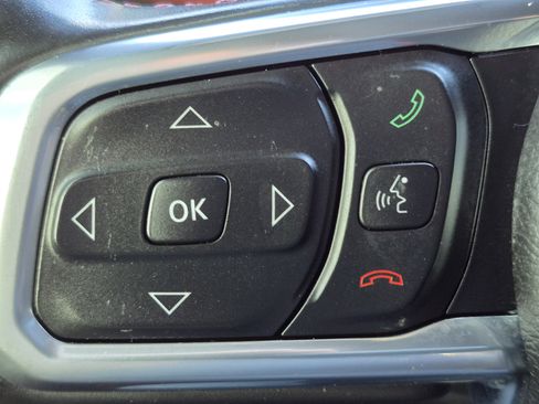 Used 2022 Jeep Wrangler Unlimited Rubicon image 18