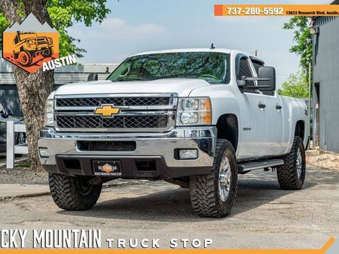 Used 2014 Chevrolet Silverado 2500 LT w/ Interior Plus Package AWD/4WD image 1