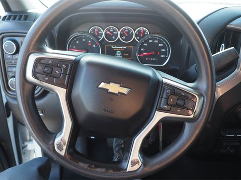 Used 2022 Chevrolet Silverado 2500 Custom w/ Custom Value Package image 30