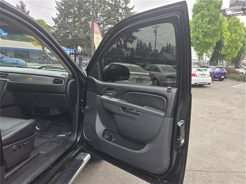 Used 2013 Chevrolet Silverado 1500 LTZ AWD/4WD image 26