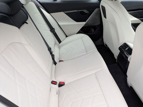 New 2026 BMW 530i xDrive w/ Premium Package AWD/4WD image 35