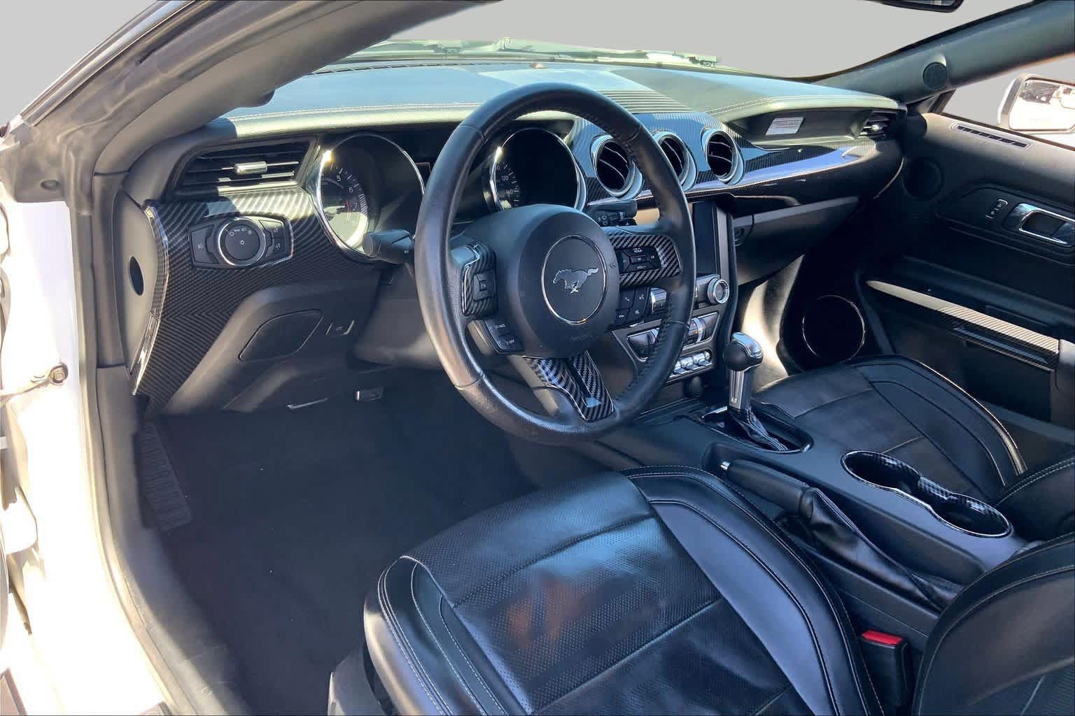 Used 2015 Ford Mustang GT Premium RWD image 16