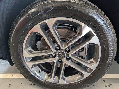 Used 2025 Audi Q5 Premium Plus w/ Premium Plus AWD/4WD image 10