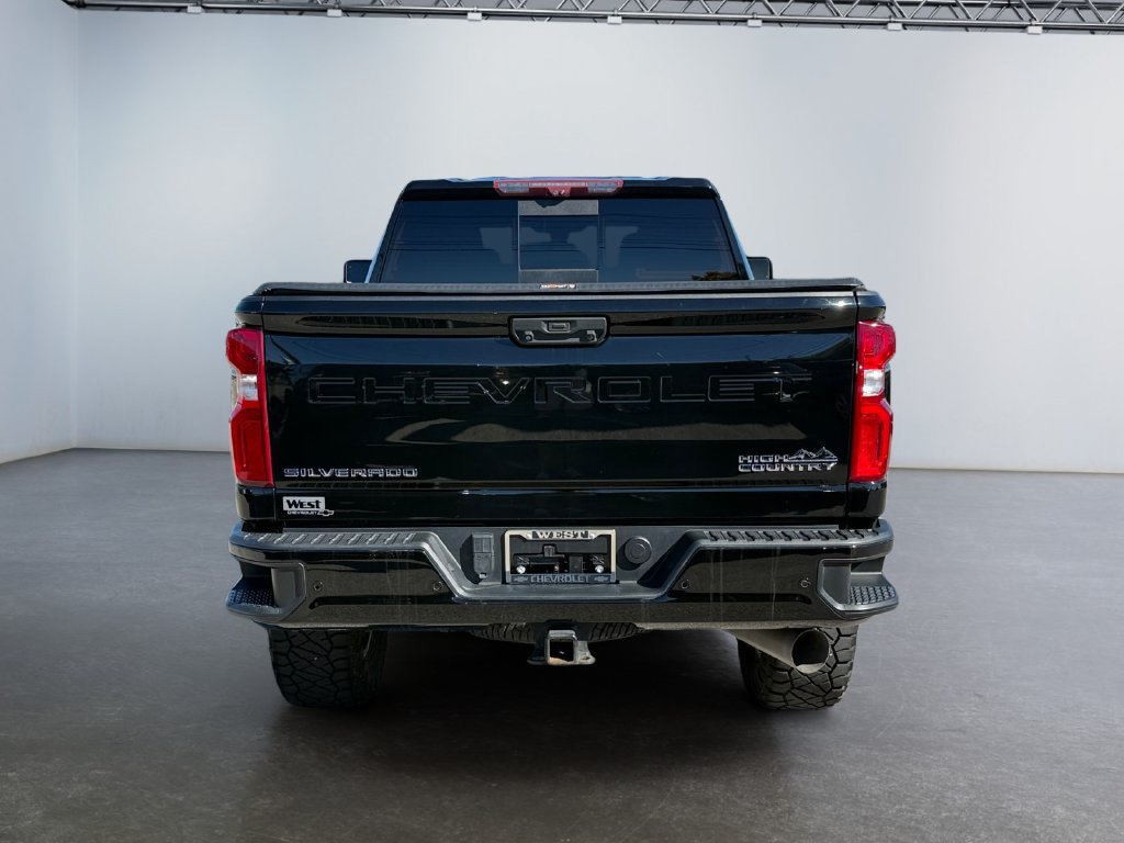 Used 2021 Chevrolet Silverado 2500 High Country w/ Z71 Off-Road Package AWD/4WD image 4