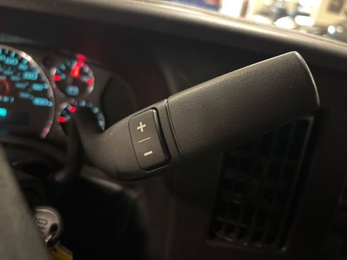 Used 2024 GMC Savana 2500 w/ Driver Convenience Package RWD image 14