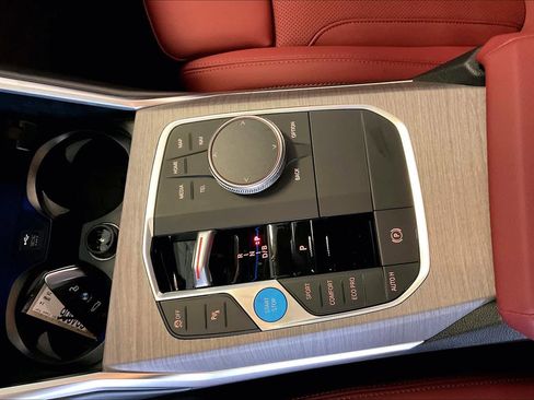 Used 2025 BMW i4 eDrive40 w/ Premium Package image 7