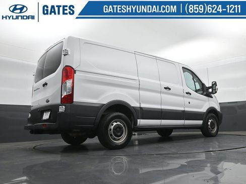 Used 2018 Ford Transit 150 130 Low Roof RWD image 31