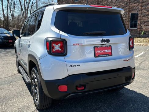 Used 2016 Jeep Renegade Trailhawk AWD/4WD image 7
