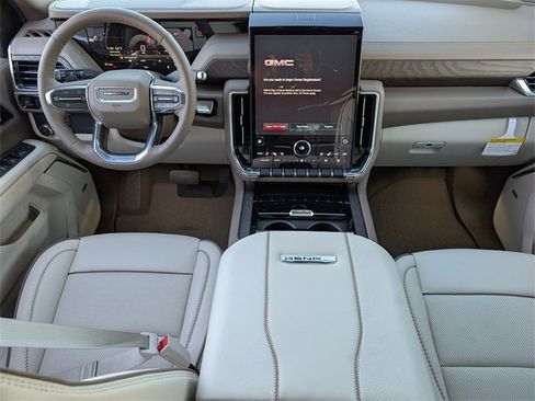 New 2026 GMC Yukon Denali image 9
