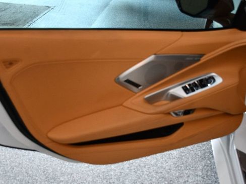 Used 2022 Chevrolet Corvette Stingray Premium Conv w/ Z51 Performance Package RWD image 30