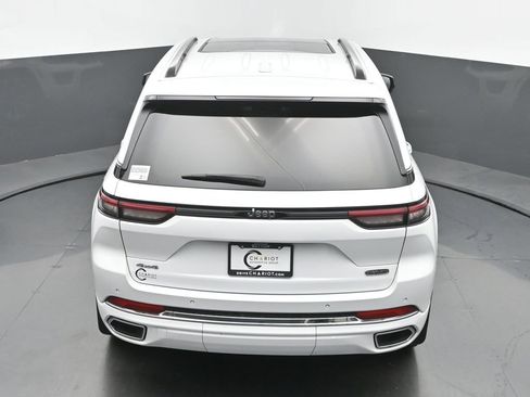 Used 2023 Jeep Grand Cherokee Overland image 42